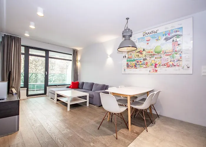 Family Apartment With 2 Bedrooms, Huge Balcony, Free Parking, 10 Minutes Walk To Main Square And Kazimierz District